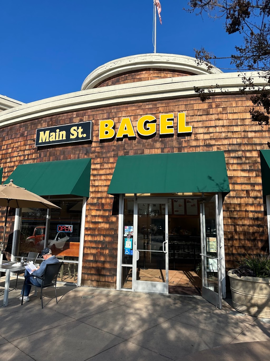 Main Street Bagel | bakery | 1708 Old Oakland Rd #600, San Jose, CA 95131, USA | 4085737374 OR +1 408-573-7374