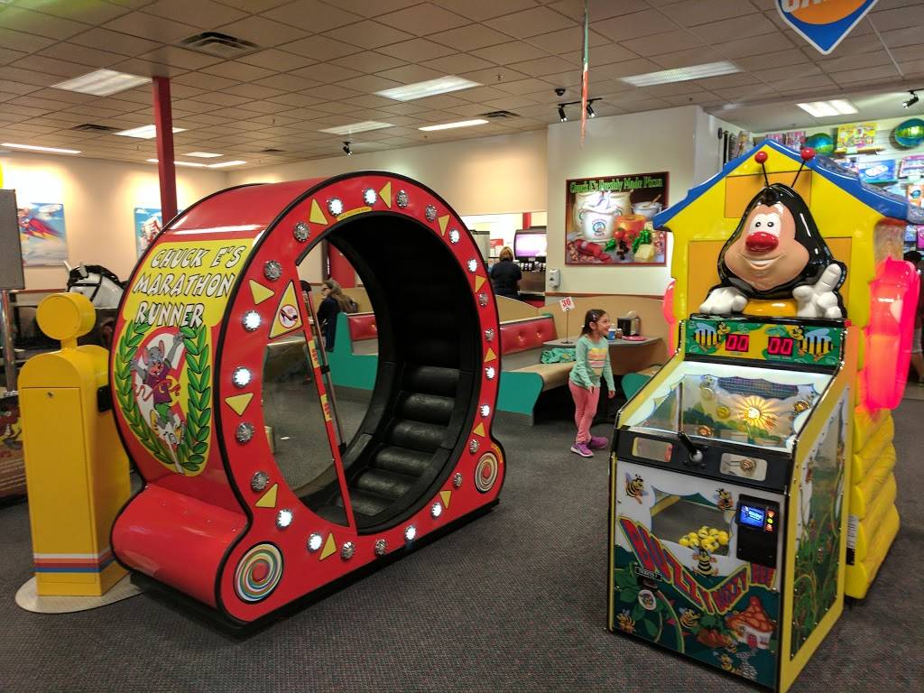 Chuck E. Cheese's - Restaurant 