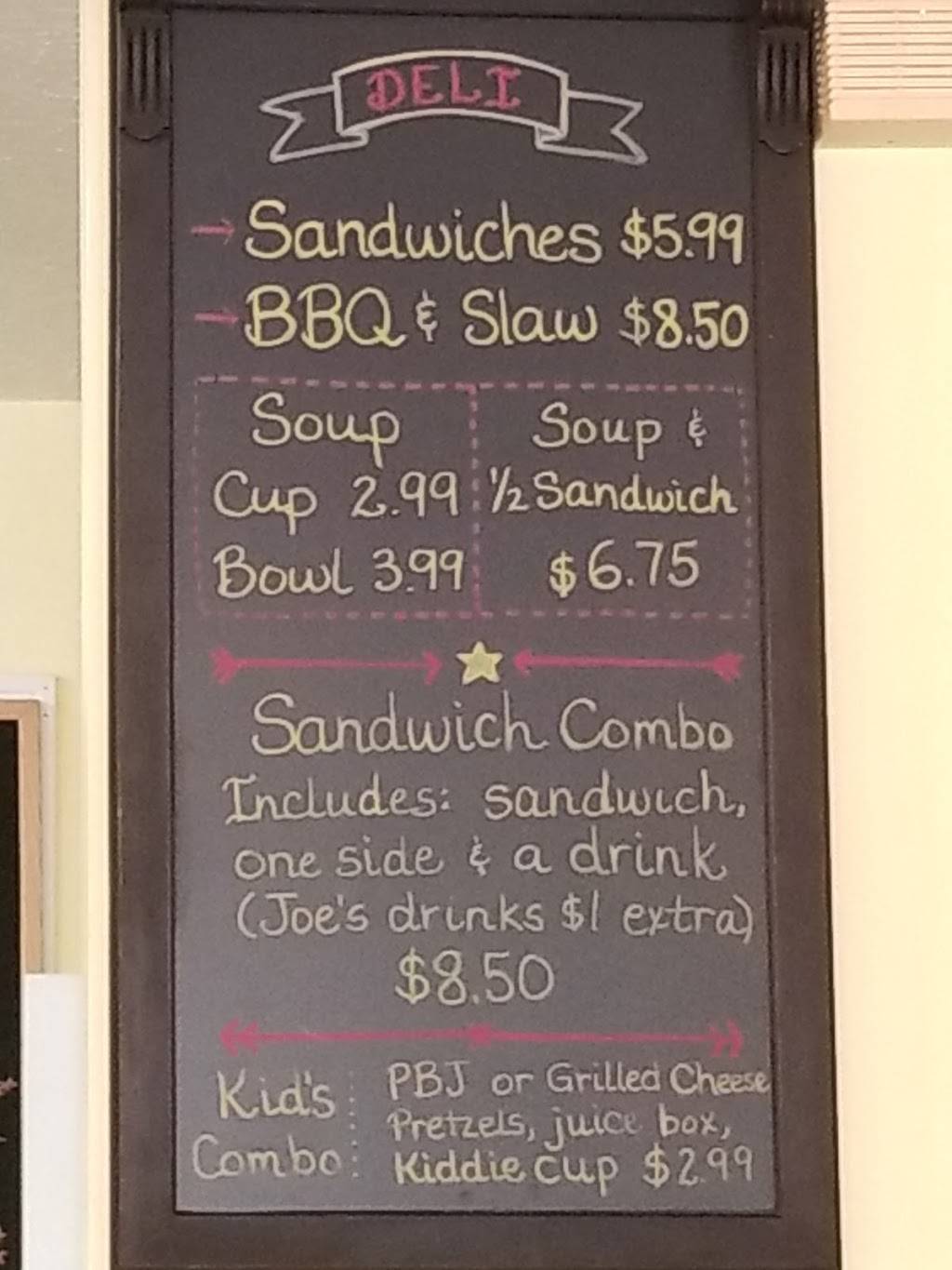 Red Rooster Country Store | bakery | 4011, 9582 Chamberlayne Rd, Mechanicsville, VA 23116, USA | 8047898793 OR +1 804-789-8793