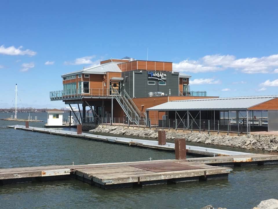 Le Belvédère | restaurant | 155 Chemin Sainte-Anne A, Sorel, QC J3P 6J7, Canada | 4508557555 OR +1 450-855-7555