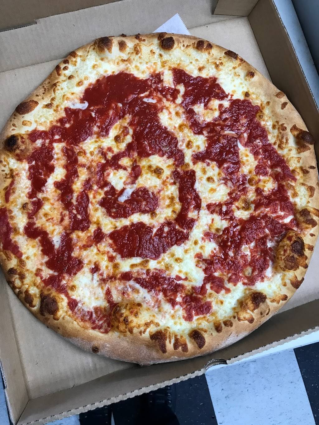 Main Street Pizzeria & Grille/Carfagnos | restaurant | 3140 West Ridge Pike, Norristown, PA 19403, USA | 6105393305 OR +1 610-539-3305