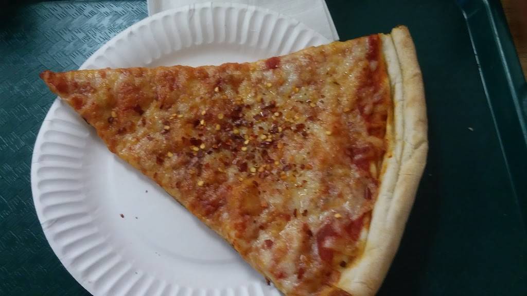 Giovannis Pizza | restaurant | 76 E 167th St, Bronx, NY 10452, USA | 7185382054 OR +1 718-538-2054