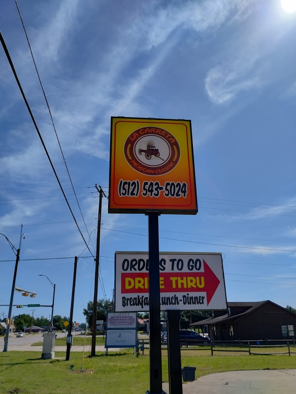 La carreta mexican cuisine | restaurant | 1301 W Cameron Ave, Rockdale, TX 76567, USA | 5125435024 OR +1 512-543-5024
