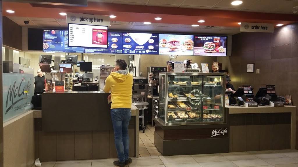 McDonald's - Cafe | 594 Montreal Rd, Ottawa, ON K1K 0T9, Canada