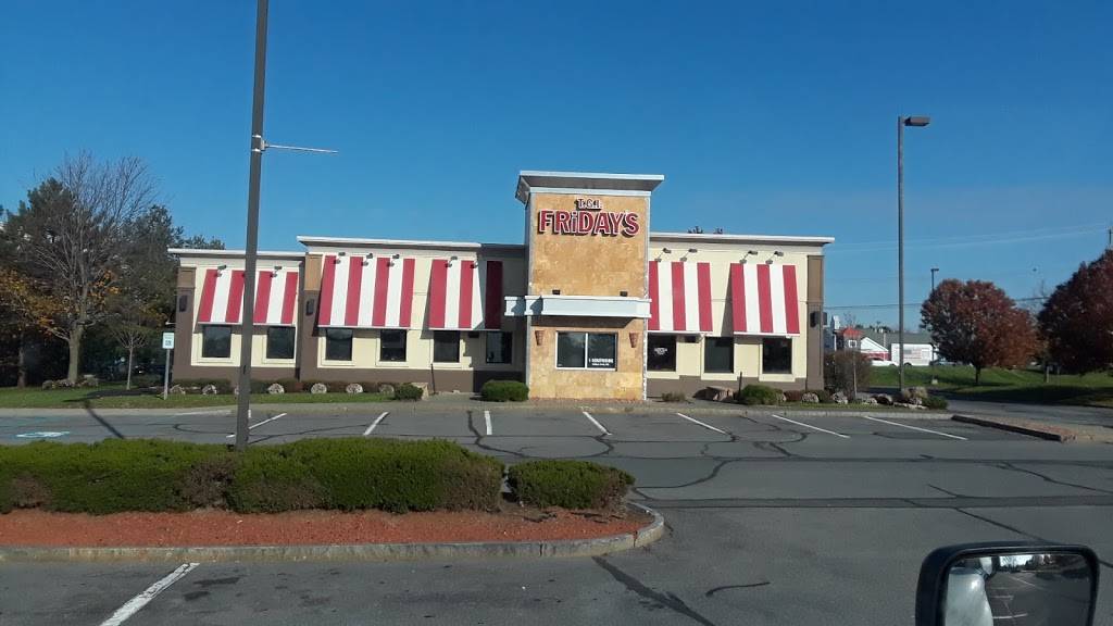 TGI Fridays - Restaurant | 1 Southside Dr, Clifton Park, NY 12065, USA