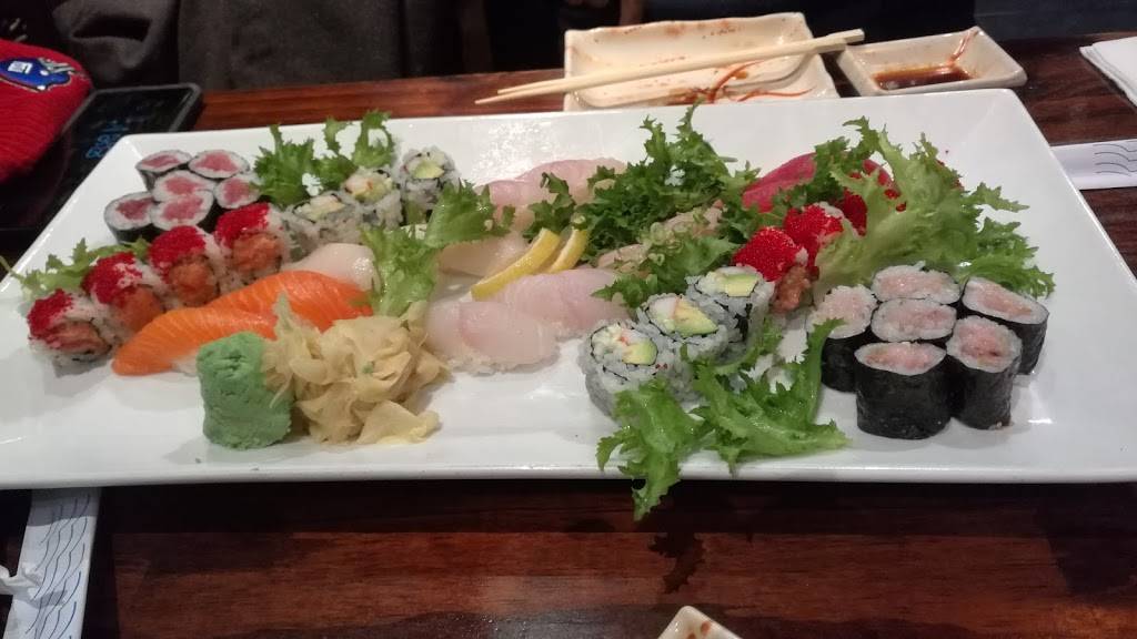Akimoto Sushi | restaurant | 187 Church St, New York, NY 10007, USA | 2127663350 OR +1 212-766-3350
