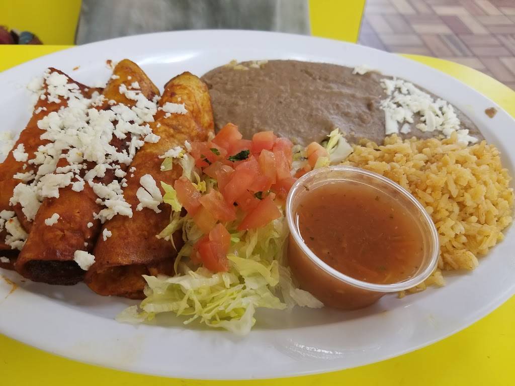 Carnitas La Piedad Restaurant | restaurant | 49625 CA-86, Coachella, CA 92236, USA | 7602095643 OR +1 760-209-5643