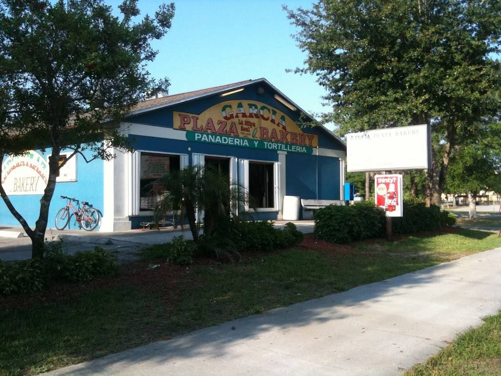 Garcia Plaza Bakery | bakery | 2 S Pine St, Fellsmere, FL 32948, USA | 7725718880 OR +1 772-571-8880
