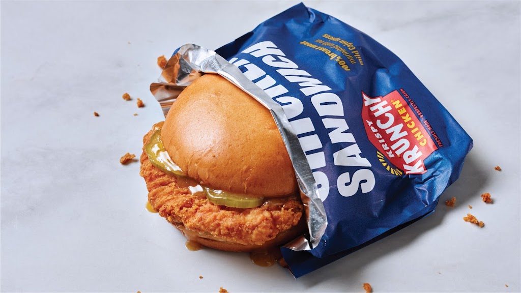 Krispy Krunchy Chicken | restaurant | 4850 CA-99, Stockton, CA 95215, USA | 2094817445 OR +1 209-481-7445