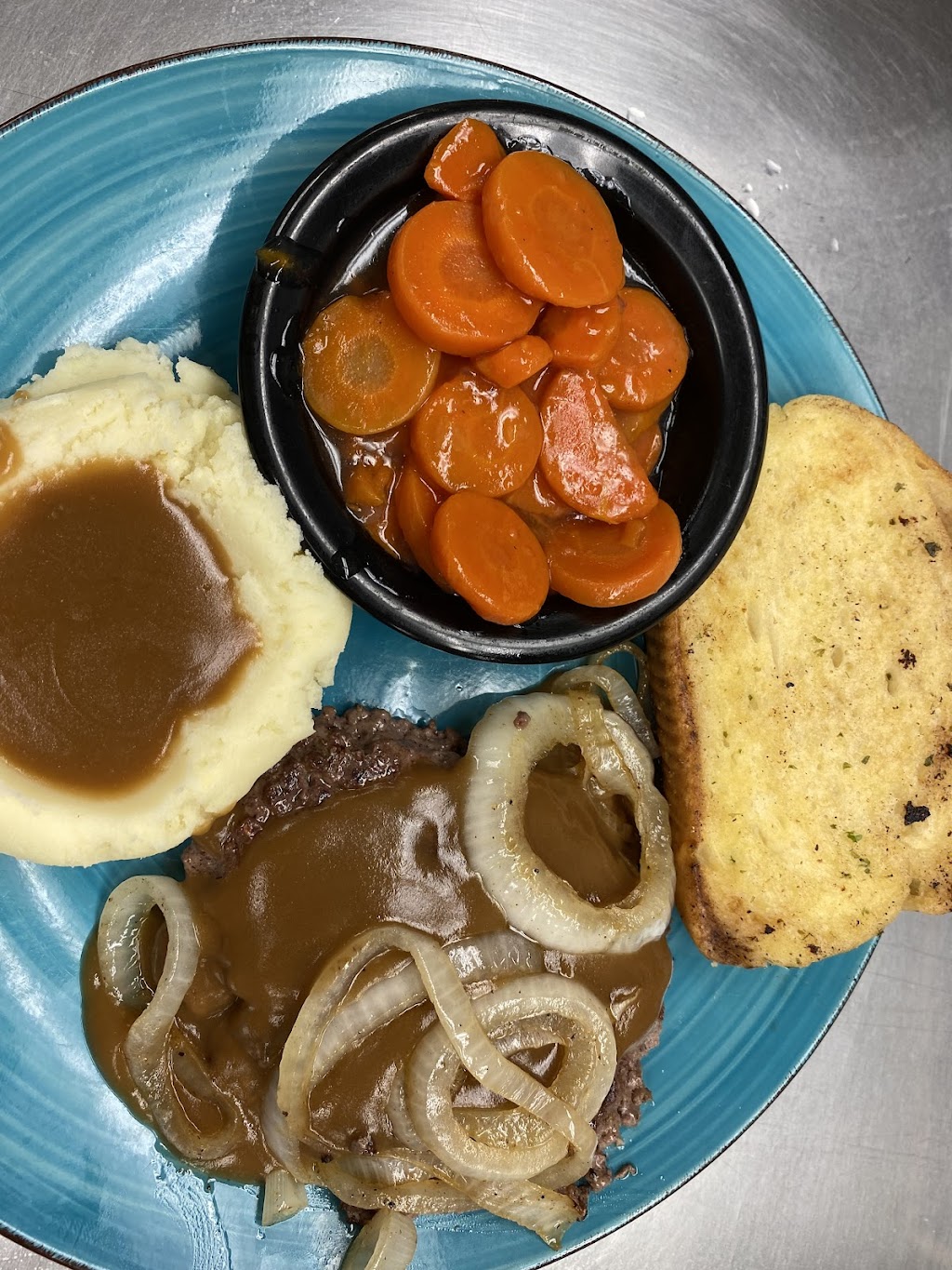 Cub Country Cafe | restaurant | 1128 W Main St, Olney, TX 76374, USA | 9405645557 OR +1 940-564-5557