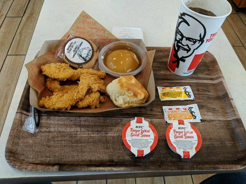 KFC | restaurant | 3803 S Lincoln Ave, York, NE 68467, USA | 4023626845 OR +1 402-362-6845