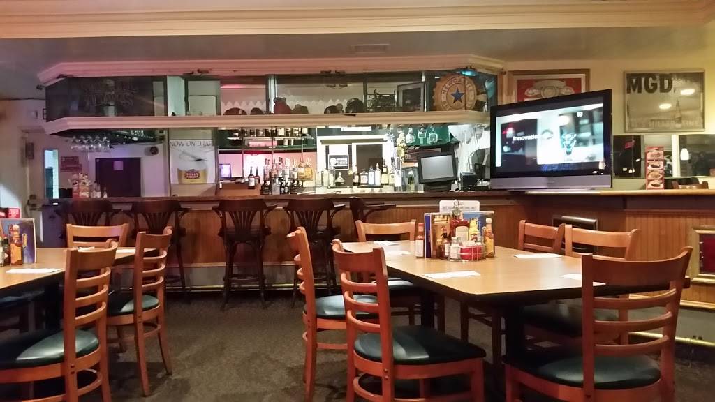 Carrows Restaurants | restaurant | 2401 E Harbor Blvd, Ventura, CA 93001, USA | 8056423780 OR +1 805-642-3780