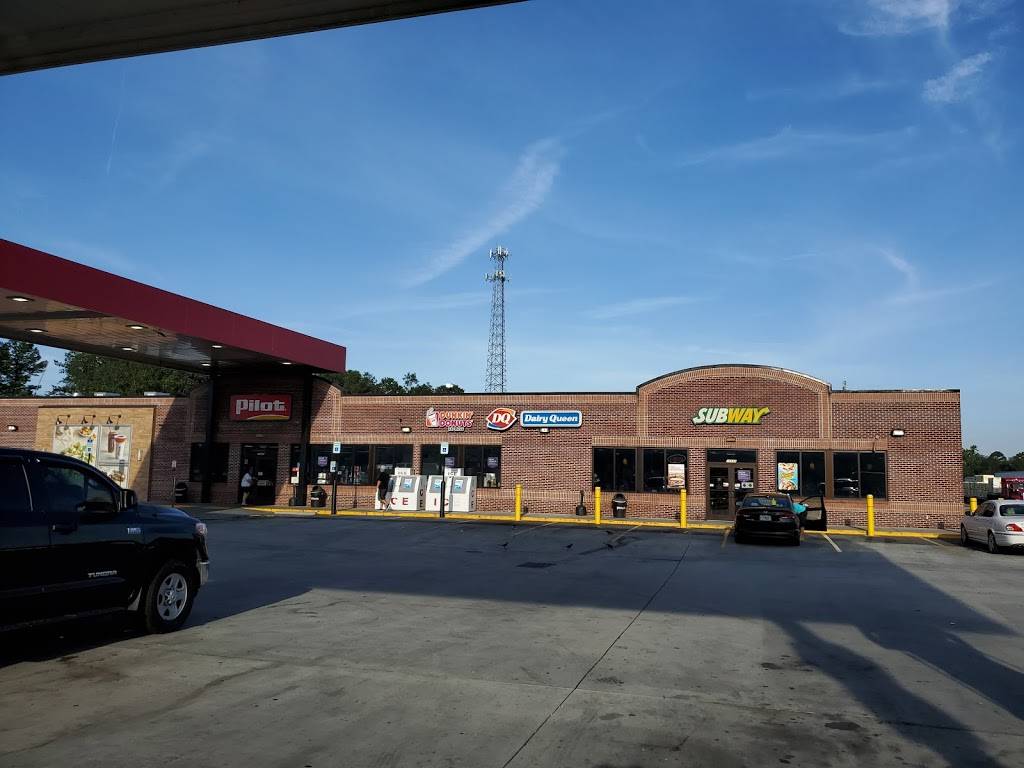 Pilot Travel Center | restaurant | 15976 Whyte Hardee Blvd, Hardeeville, SC 29927, USA | 8437843350 OR +1 843-784-3350