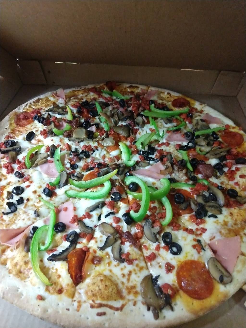 Tooginos Pizza Primo Tapia | meal delivery | Carretera Ensenada km 47, Primo Tapia, 22740 Rosarito, B.C., Mexico | 016611001000 OR +52 661 100 1000