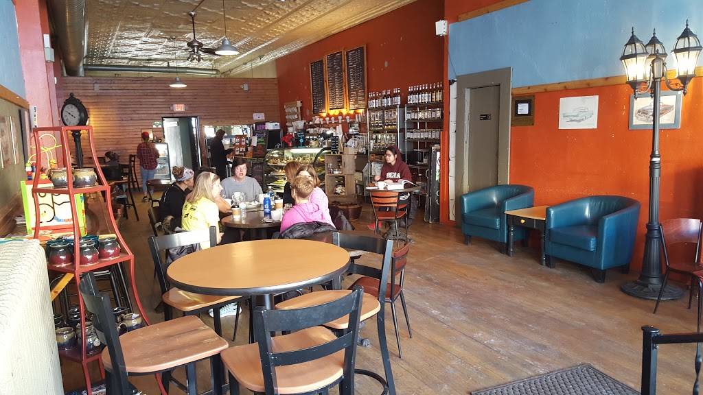 Brewed Awakenings | bakery | 107 E College Ave, Appleton, WI 54911, USA | 9208829336 OR +1 920-882-9336