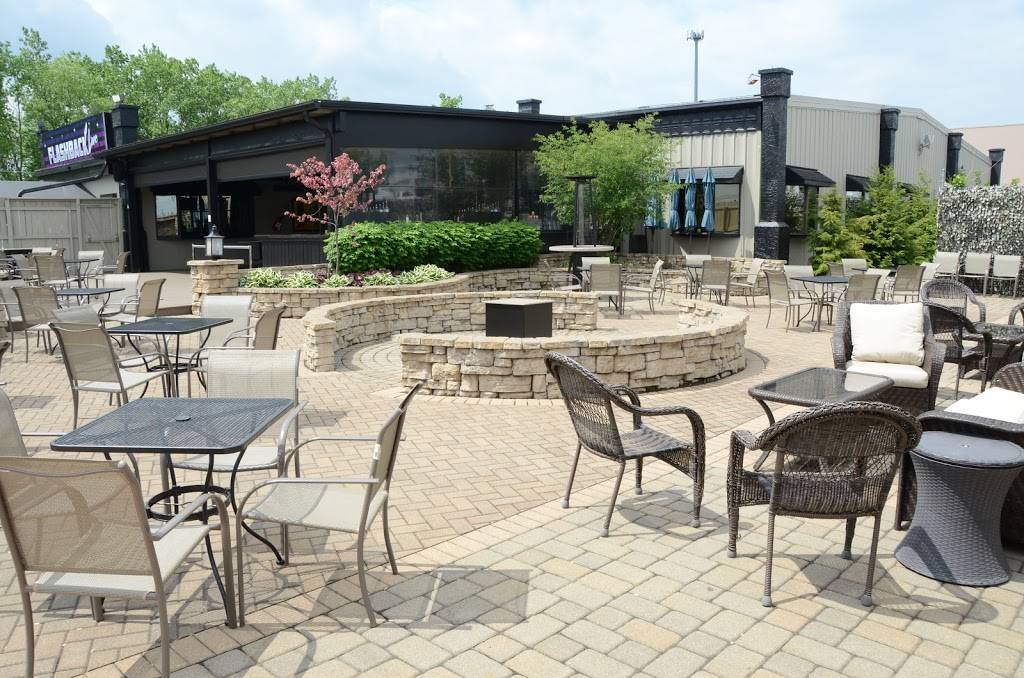 Flashback Live | restaurant | 4201 N Wells St, Fort Wayne, IN 46808, USA | 2604225292 OR +1 260-422-5292