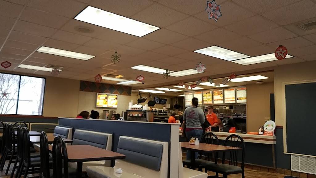 Whataburger | restaurant | 2830 W Washington St, Stephenville, TX 76401, USA | 2549686285 OR +1 254-968-6285