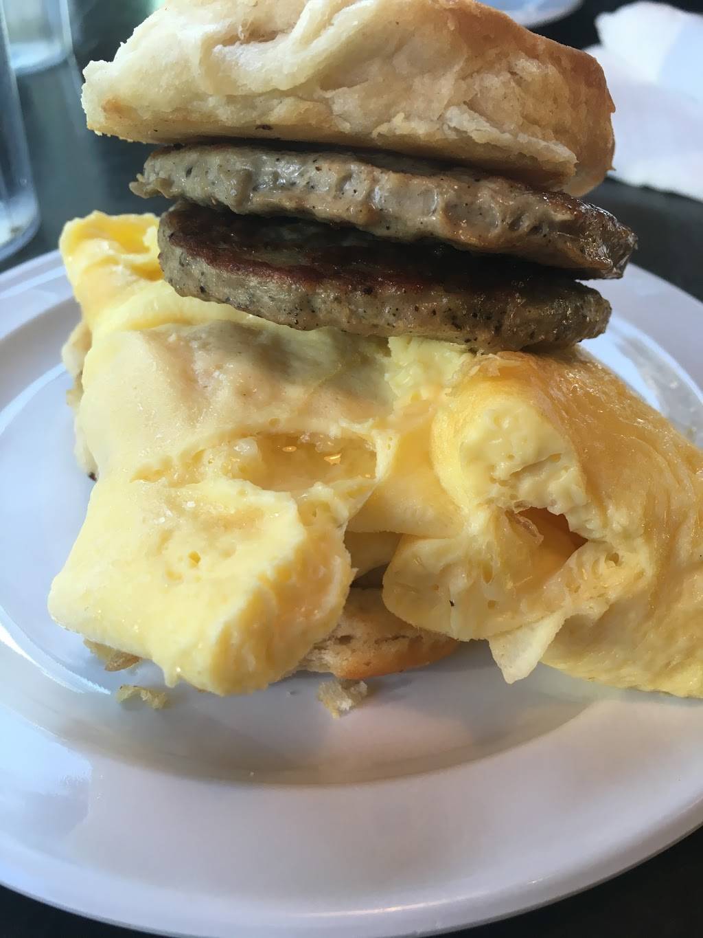 Highland Bakery Buckhead | bakery | 3343 Peachtree Rd NE #130, Atlanta, GA 30326, USA | 6789042146 OR +1 678-904-2146