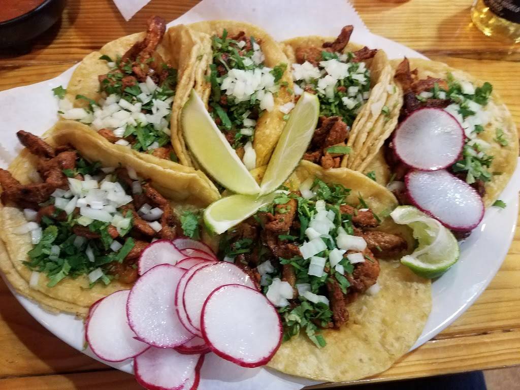 Victoria Mexican Restaurant | restaurant | 2918 Hikes Ln, Louisville, KY 40218, USA | 5027095178 OR +1 502-709-5178