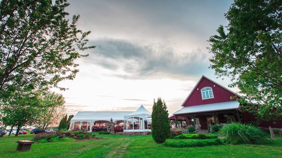 Domaine & Vins Gélinas | restaurant | 267, rang de Saint-François, Saint-Sévère, QC G0X 3B0, Canada | 8192645511 OR +1 819-264-5511