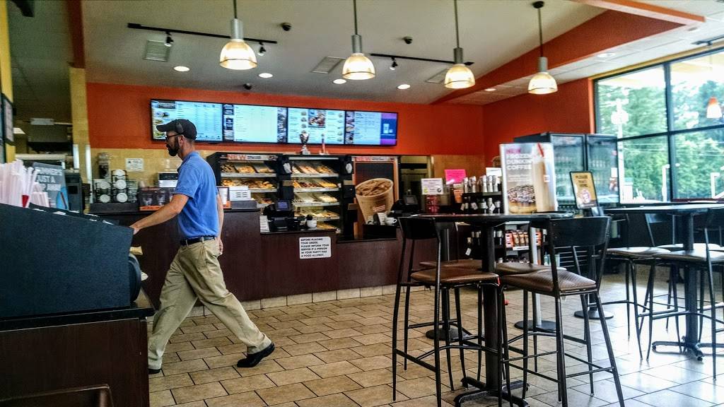 Dunkin | bakery | 2315 Neuse Blvd, New Bern, NC 28560, USA | 2526332300 OR +1 252-633-2300