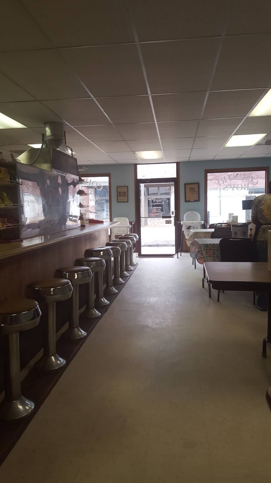 Country Boys Hamburgers | restaurant | 313 N Main St, Amory, MS 38821, USA | 6623055903 OR +1 662-305-5903
