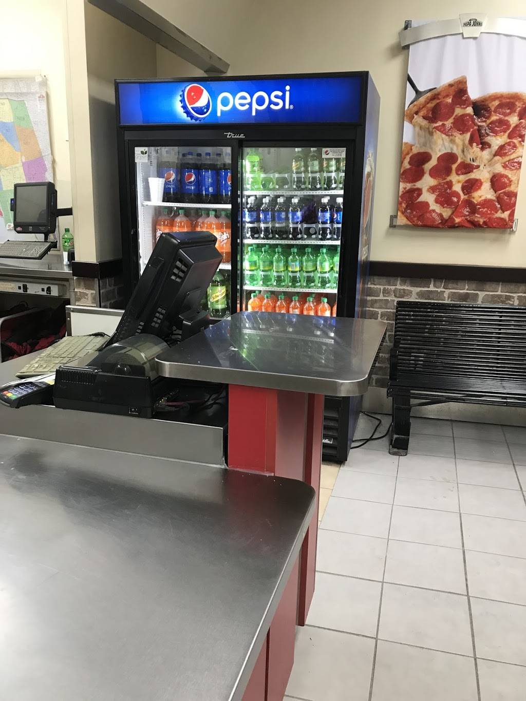 Papa John's Pizza 28 Guy Lombardo Ave, Freeport, NY 11520, USA