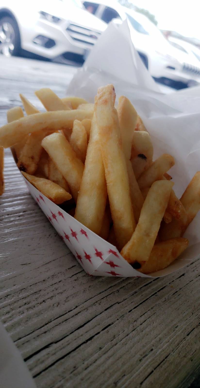 Hunts Dairy Bar | restaurant | 403 Sainte Genevieve Ave, Farmington, MO 63640, USA | 5737564415 OR +1 573-756-4415