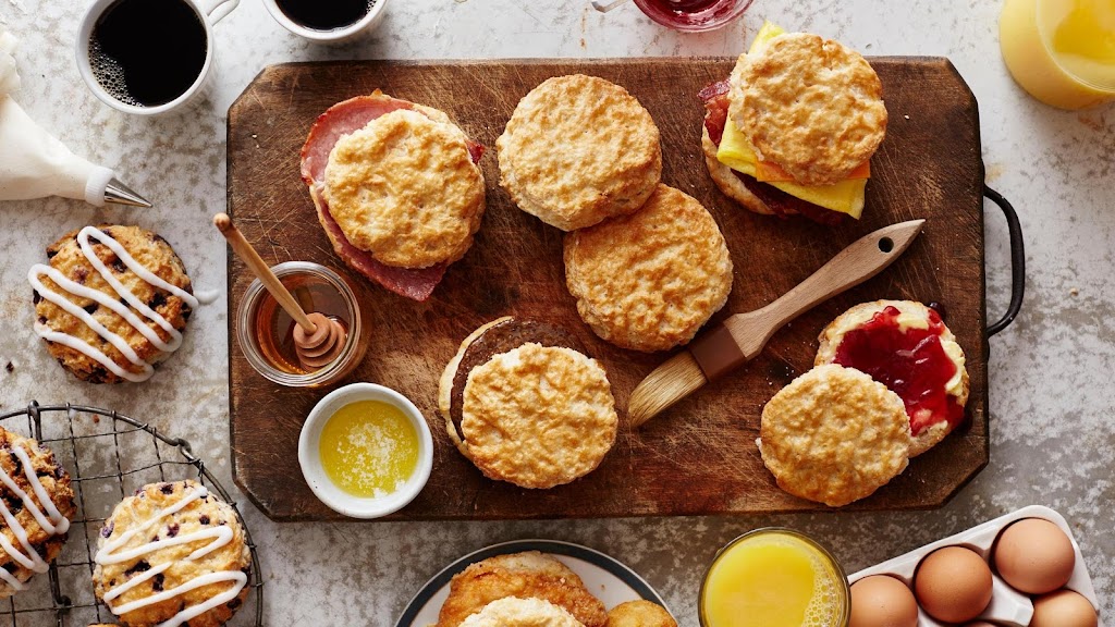 Bojangles | restaurant | 901 E Lee St, Enterprise, AL 36330, USA | 3344753206 OR +1 334-475-3206