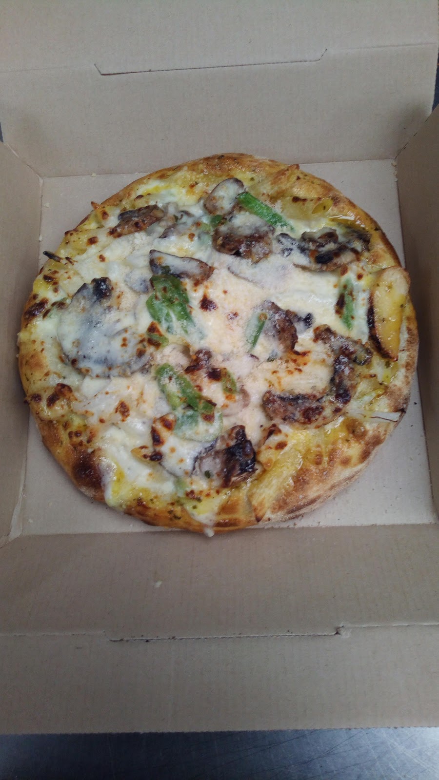 Dominos Pizza | meal delivery | 2501 Broadway St, Quincy, IL 62301, USA | 2172234040 OR +1 217-223-4040