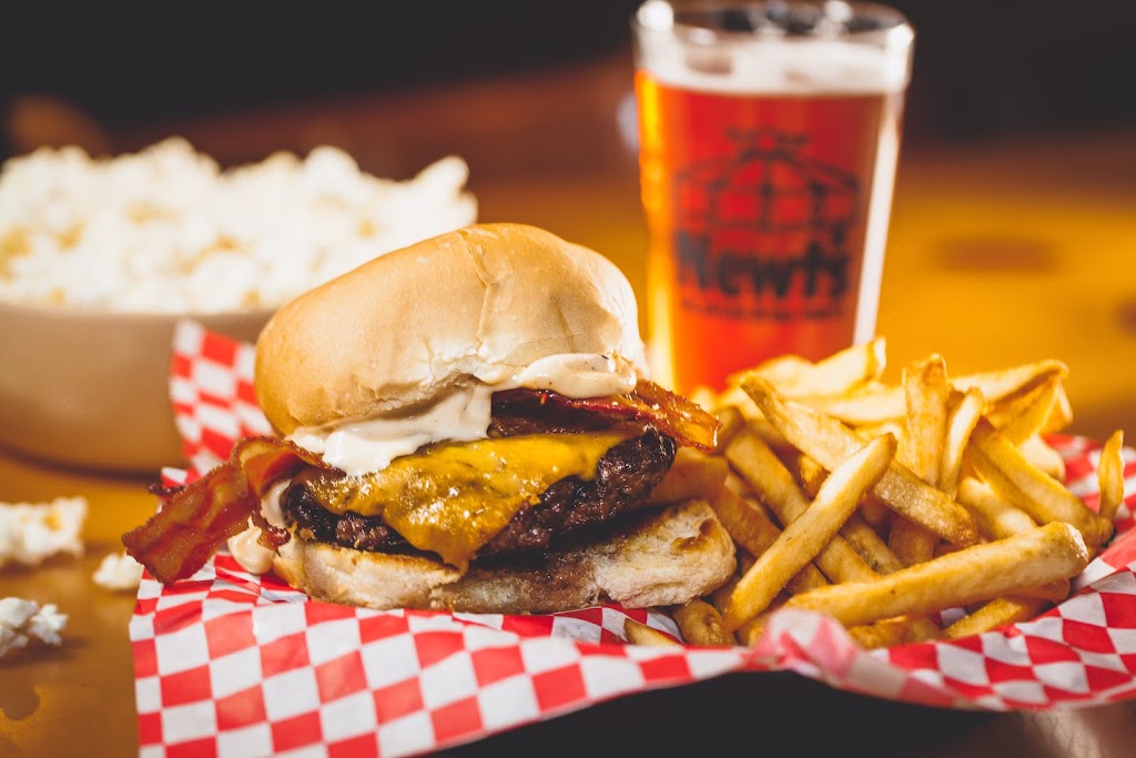 Newt’s Apple Valley | restaurant | 15610 English Ave ste 100, Apple Valley, MN 55124, USA | 9523881293 OR +1 952-388-1293