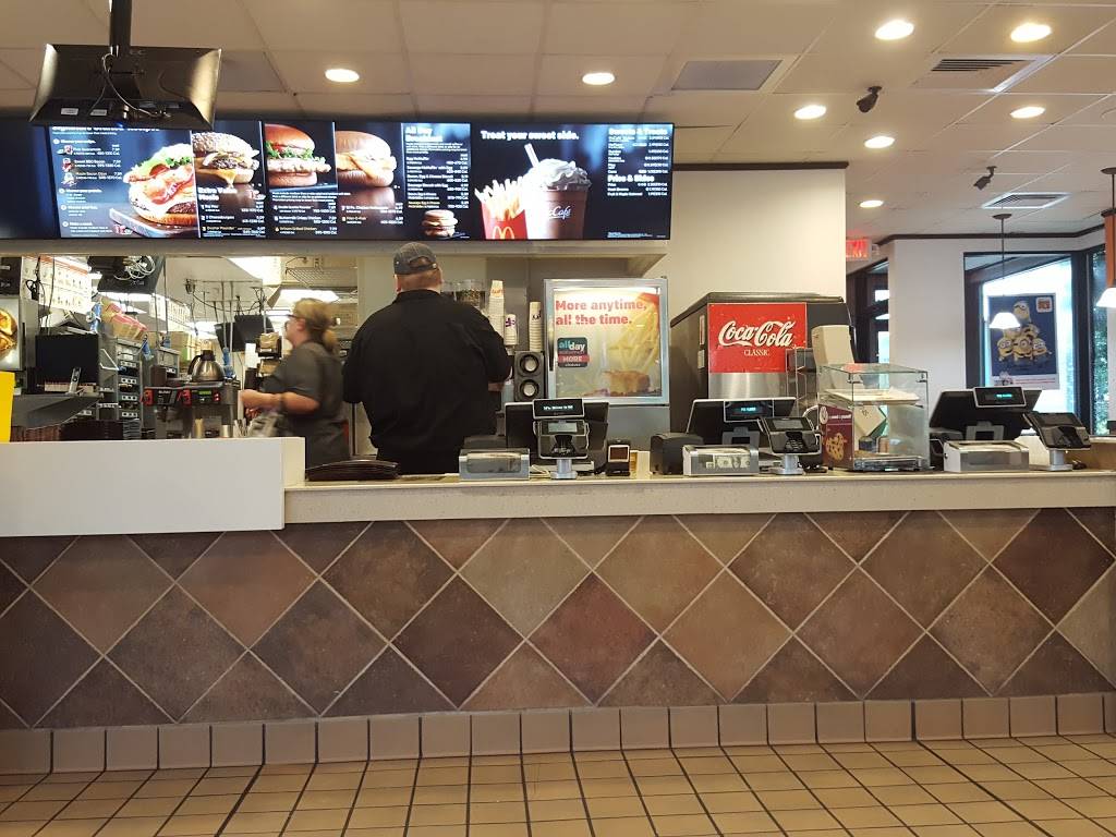 McDonald's - Cafe | 1029 N Main St, Oregon, WI 53575, USA