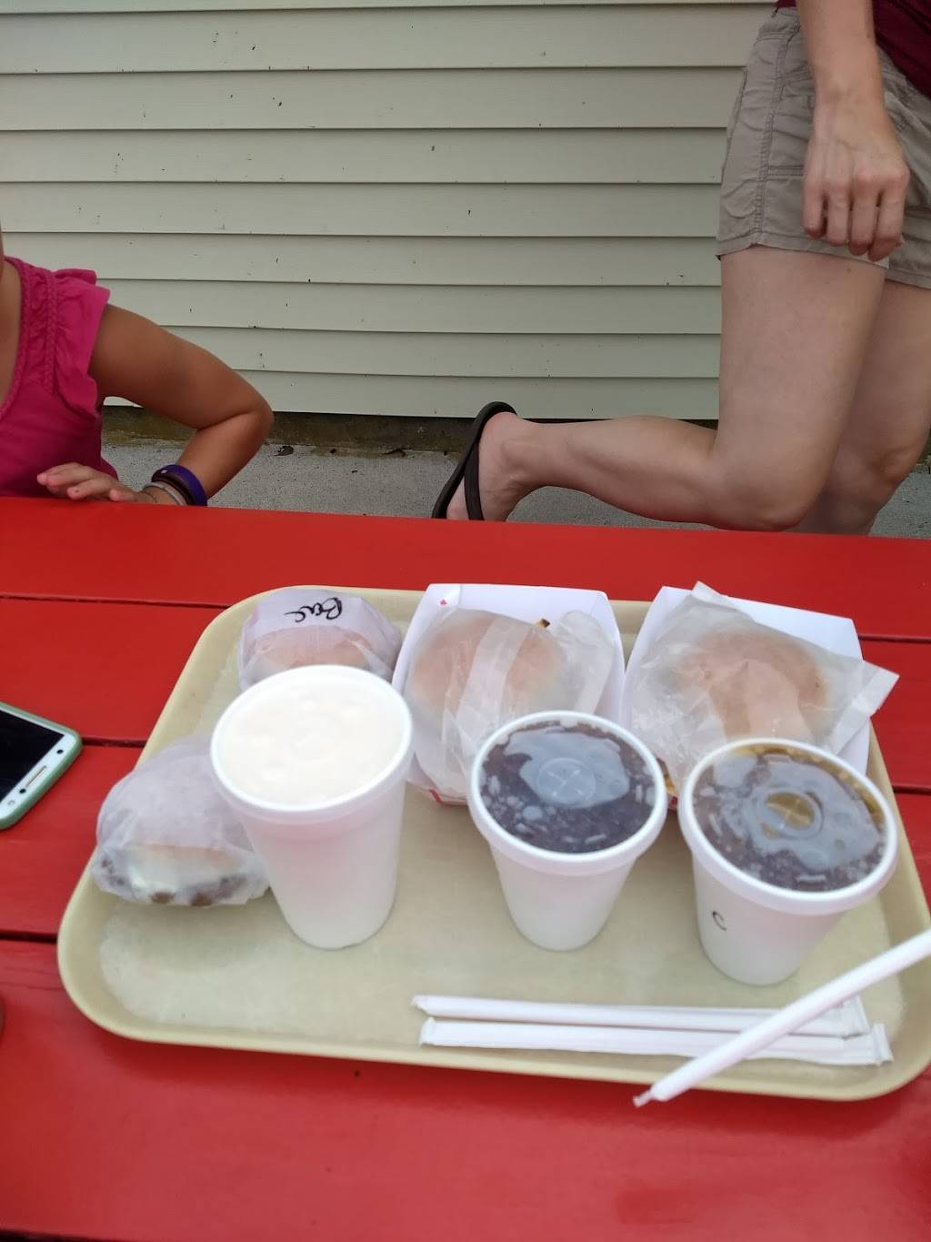 Forrys Drive In | restaurant | 930 Alpine Rd, Wellsville, PA 17365, USA | 7172921207 OR +1 717-292-1207