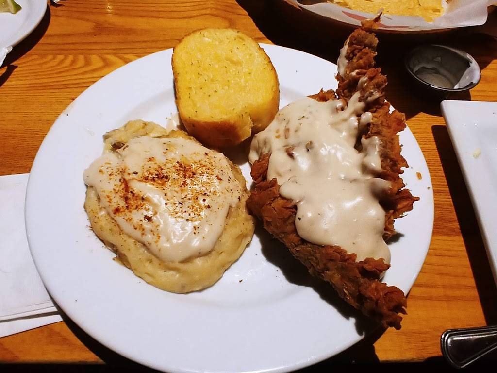 Chilis Grill & Bar | meal takeaway | 17650 N Interstate 35 Frontage Rd, Schertz, TX 78154, USA | 2105660247 OR +1 210-566-0247