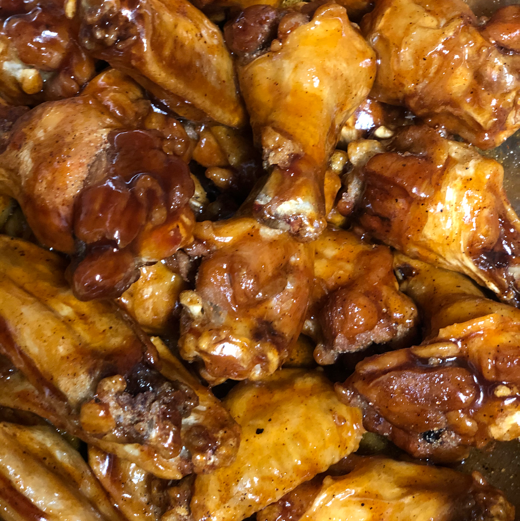 Papa Bs Wing Shack | restaurant | 110 N Allen St, Montgomery City, MO 63361, USA | 5735743099 OR +1 573-574-3099