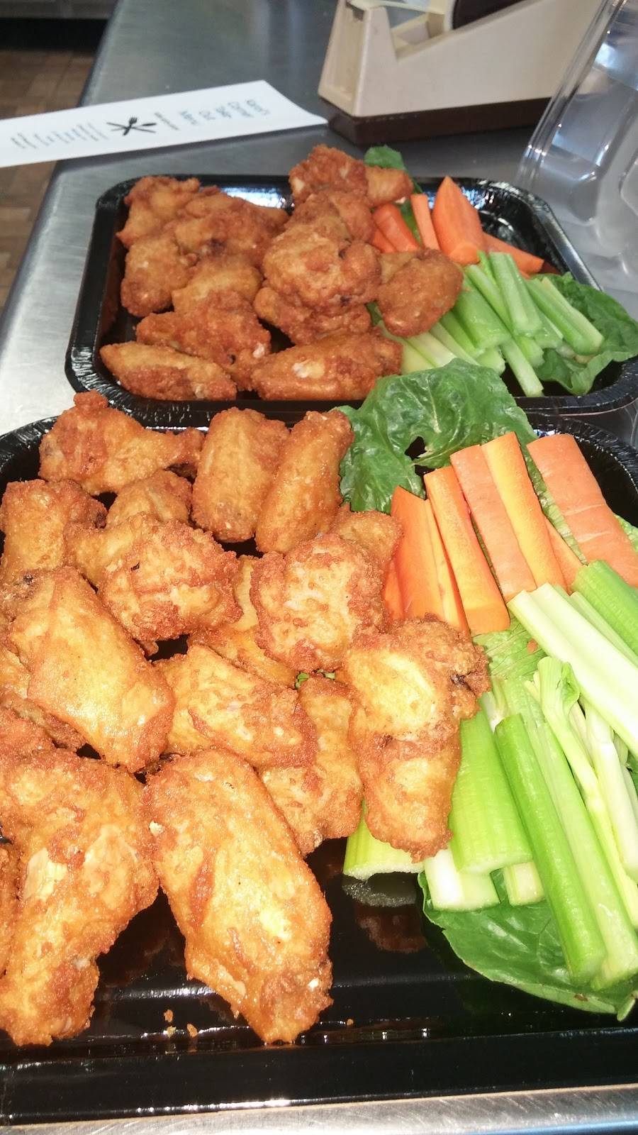 Karols Corner Take-Out | meal takeaway | 610 Pleasant St, Rochdale, MA 01542, USA | 5088598504 OR +1 508-859-8504