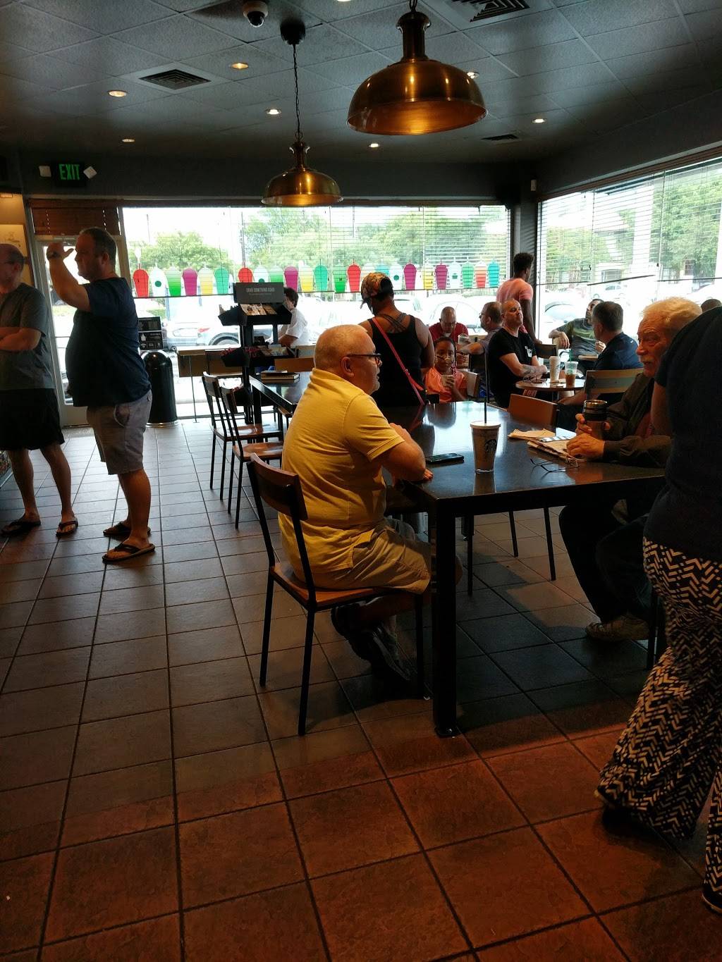 Starbucks | cafe | 4101 Lemmon Ave, Dallas, TX 75219, USA | 2145223531 OR +1 214-522-3531