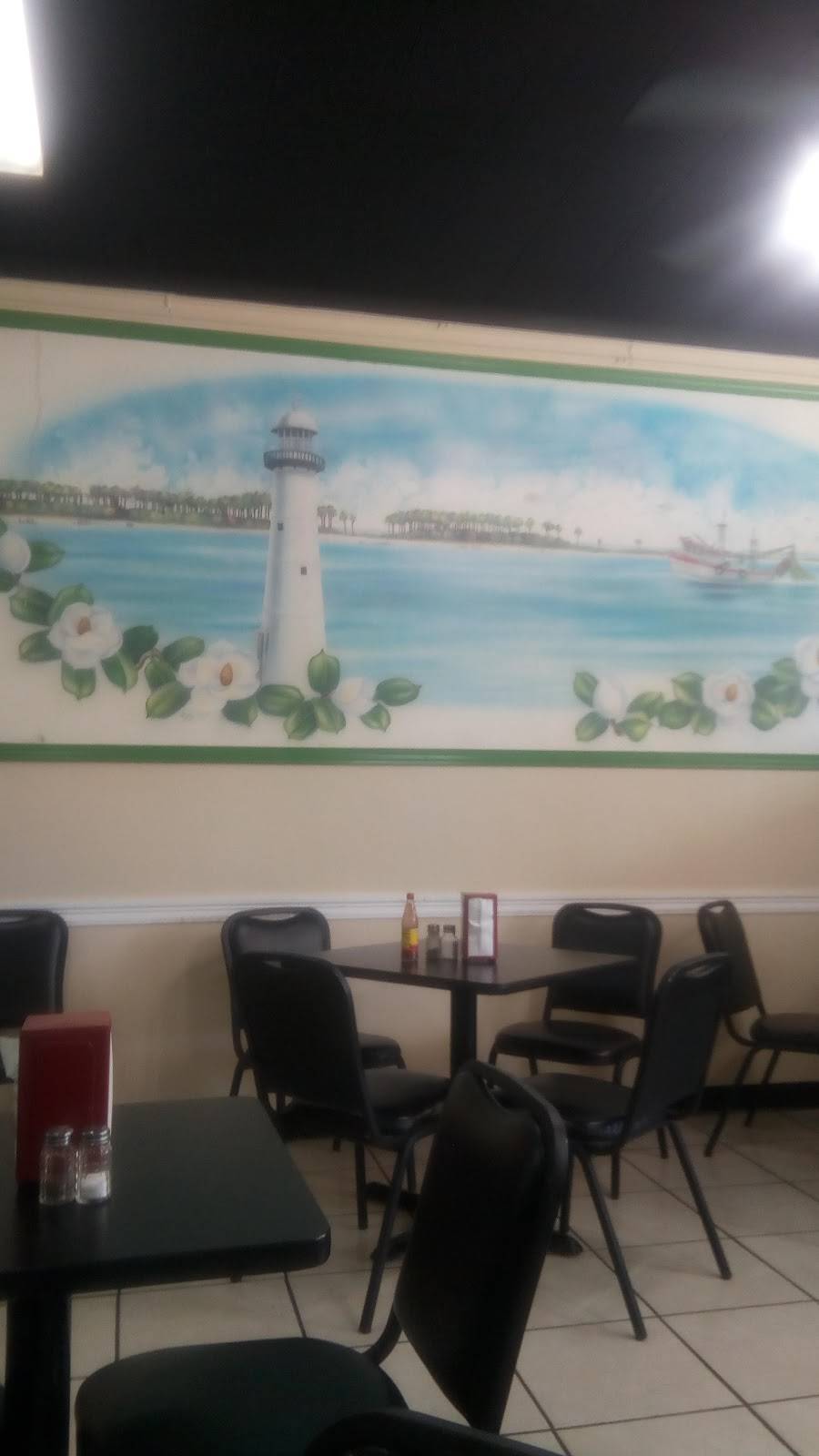 Renas Deli | restaurant | 131 Lameuse St, Biloxi, MS 39530, USA | 2284321904 OR +1 228-432-1904