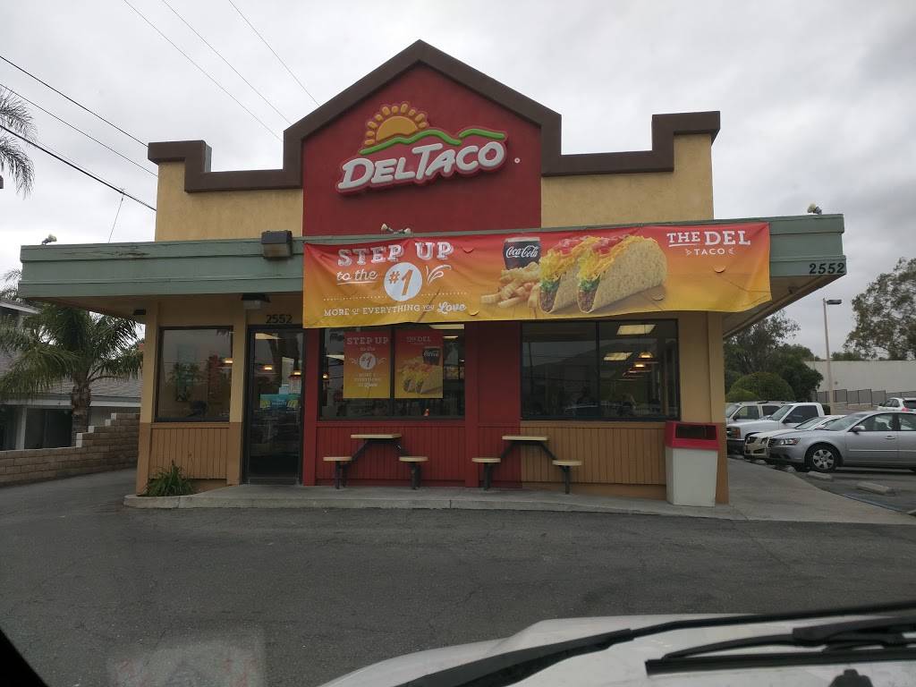 Del Taco | meal takeaway | 2552 Hamner Ave, Norco, CA 92860, USA | 9517357033 OR +1 951-735-7033