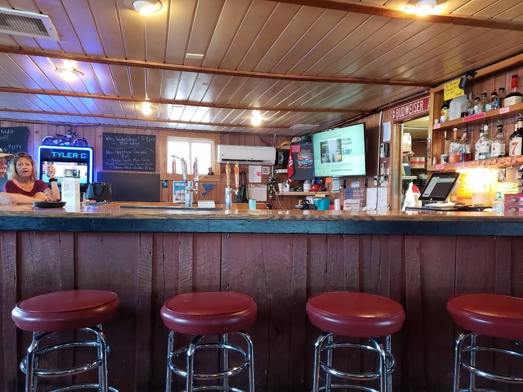 Papa Bs Wing Shack | restaurant | 110 N Allen St, Montgomery City, MO 63361, USA | 5735743099 OR +1 573-574-3099