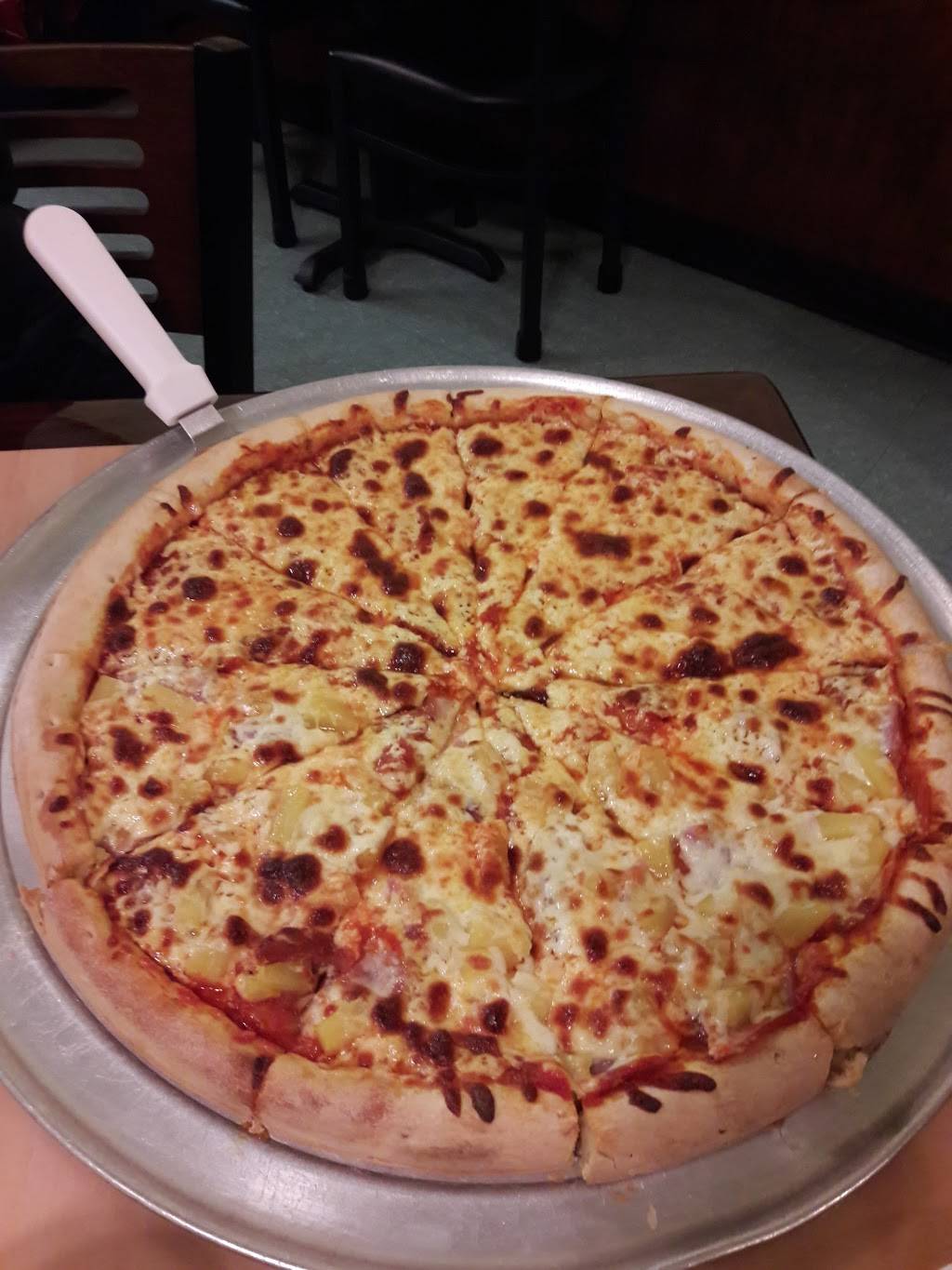 Chubbys of Hildebran | restaurant | 511 U.S. Hwy 70 SW D, Hildebran, NC 28637, USA | 8283973911 OR +1 828-397-3911