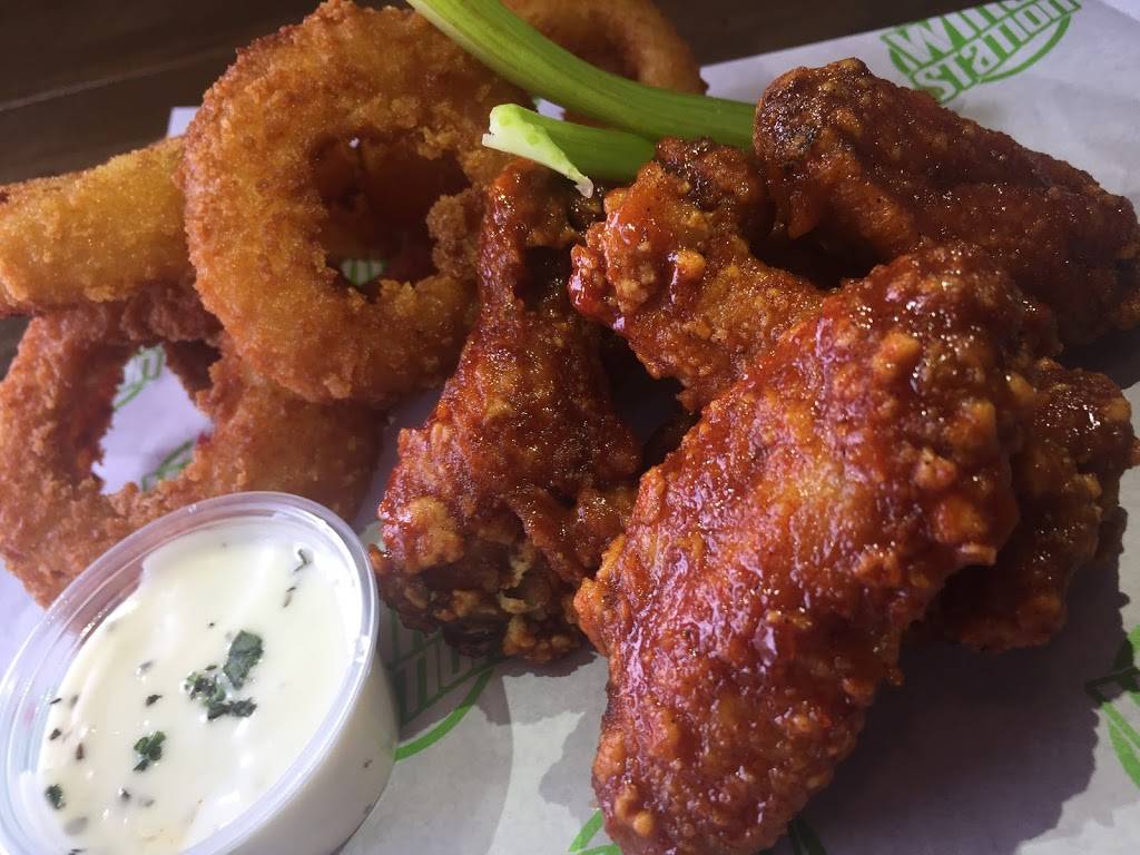 Wing Station | restaurant | 4340 Sienna Pkwy #104, Missouri City, TX 77459, USA | 3468167213 OR +1 346-816-7213