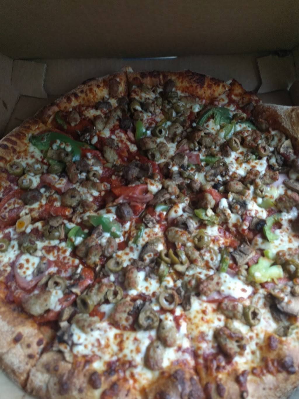 Dominos Pizza | meal delivery | 47 Main St S, Newmarket, ON L3Y 3Y3, Canada | 9058530227 OR +1 905-853-0227
