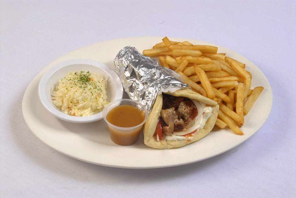 Stratos Pizzeria | meal delivery | 260 12e Avenue N, Sherbrooke, QC J1E 2W4, Canada | 8195735555 OR +1 819-573-5555