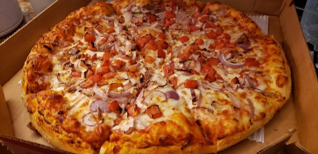 Pizza Hut | meal takeaway | 11316 W State Rd 84 #84, Davie, FL 33325, USA | 9543709800 OR +1 954-370-9800