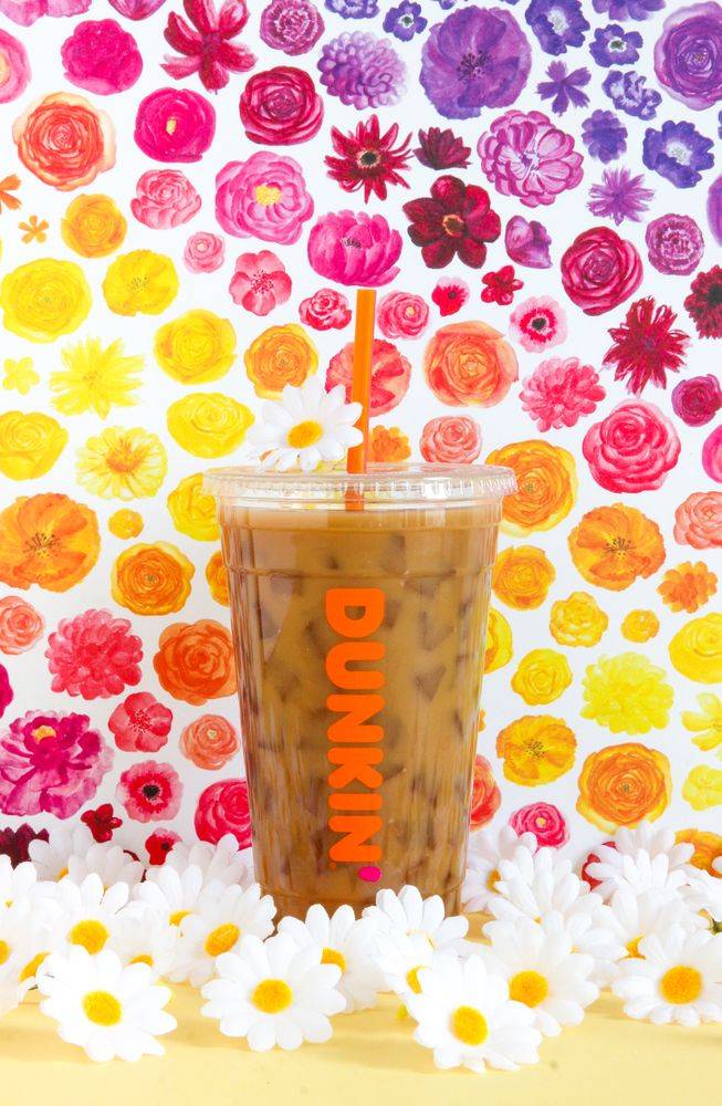 Dunkin | bakery | 1106 S Belt Hwy, St Joseph, MO 64507, USA | 8163960578 OR +1 816-396-0578