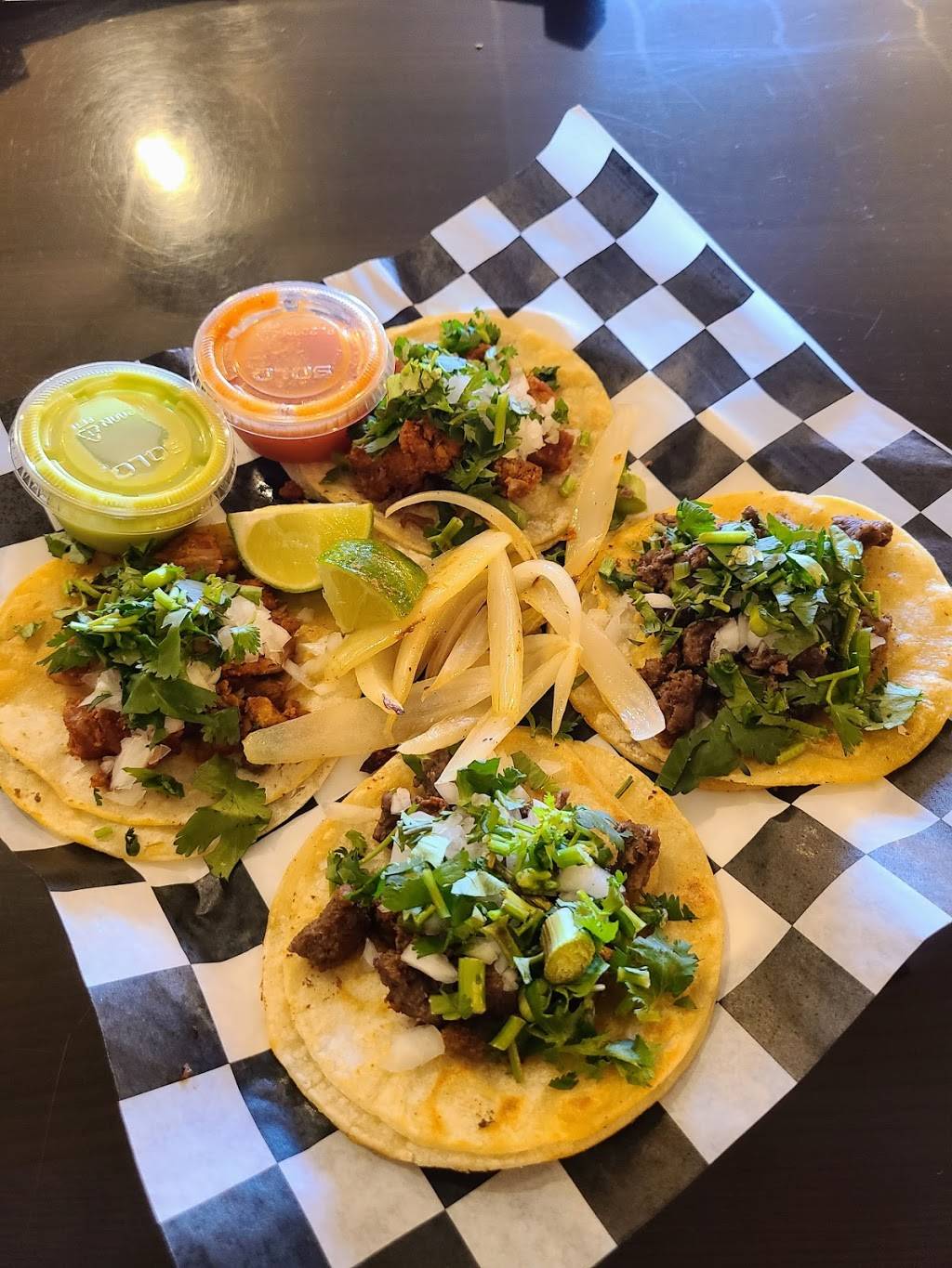 LA VILLITA MEXICAN SUPERMARKET | restaurant | 310 W Main St, Arlington, MN 55307, USA | 5077780114 OR +1 507-778-0114