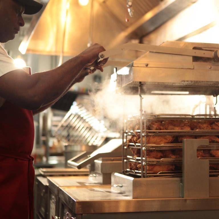 KFC | restaurant | 500 W Morrow St, Georgetown, TX 78626, USA | 5128689333 OR +1 512-868-9333
