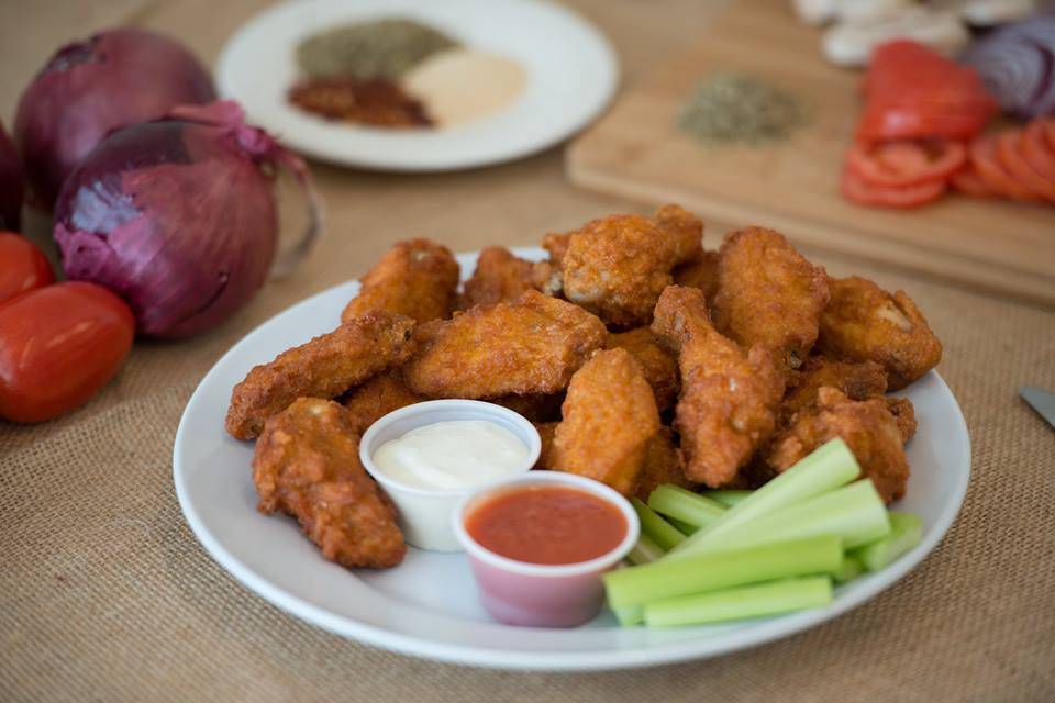 Green Line Pizza & Steak | restaurant | 7134 Market St, Wilmington, NC 28411, USA | 9108218191 OR +1 910-821-8191