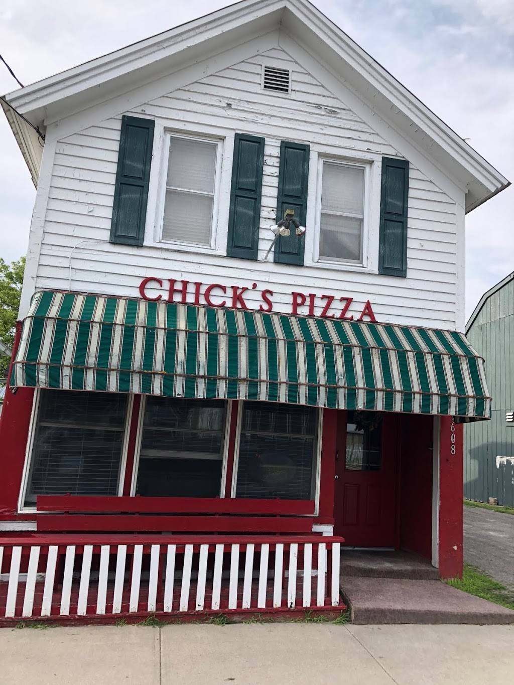 Chick's Pizzeria Restaurant 1608 Ford St, Ogdensburg, NY 13669, USA